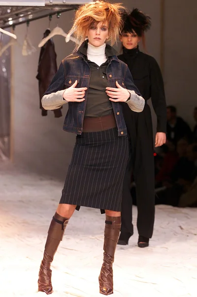 Look 14